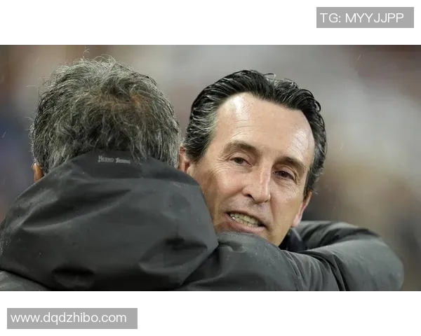 扎伊尔埃梅里盛赞登贝莱展现无与伦比的魔力与才华