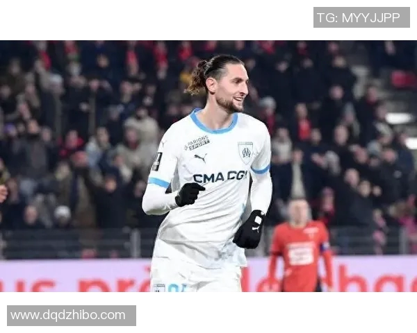 意媒报道拉比奥特周二重返AC米兰合练有望出战激烈米兰德比