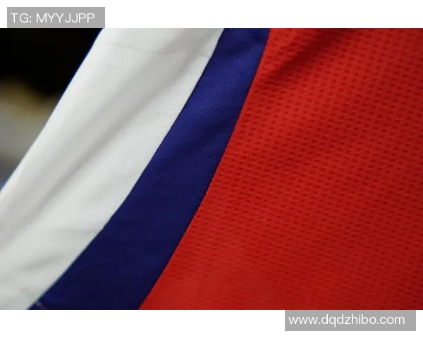 阿森纳新赛季客场球衣曝光浅黄色与海军蓝完美结合引发热议