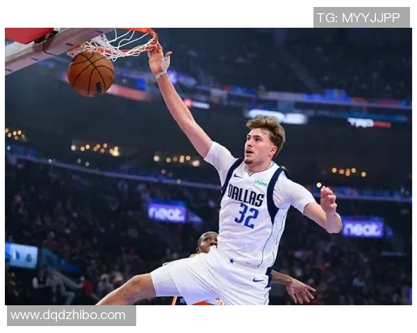 弗拉格18岁单场25分5篮板5助攻成詹姆斯之后首位年轻球员